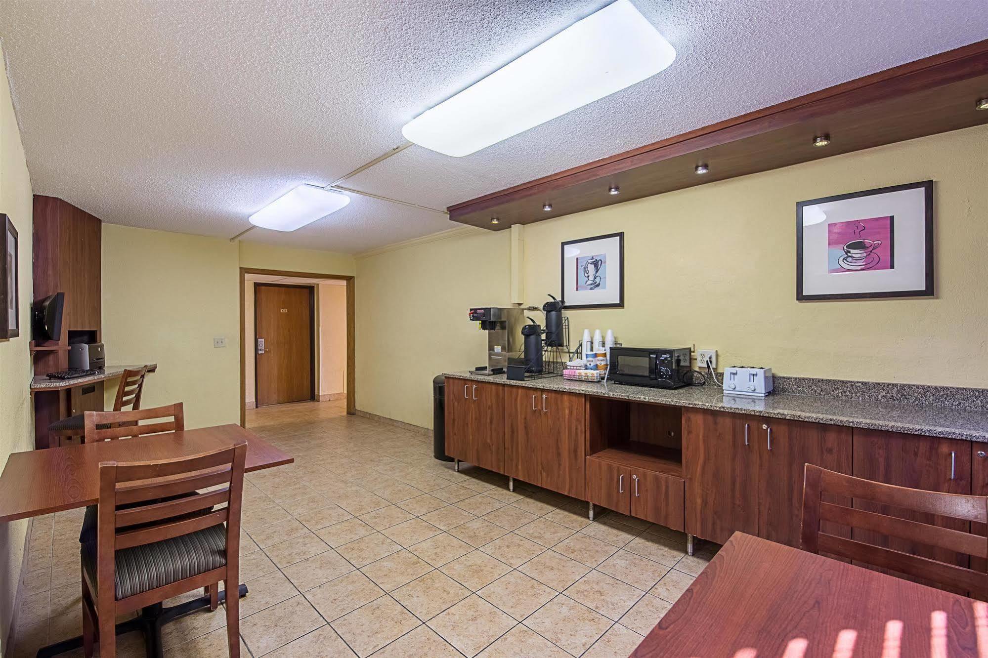 Motel 6-Moline, Il Экстерьер фото